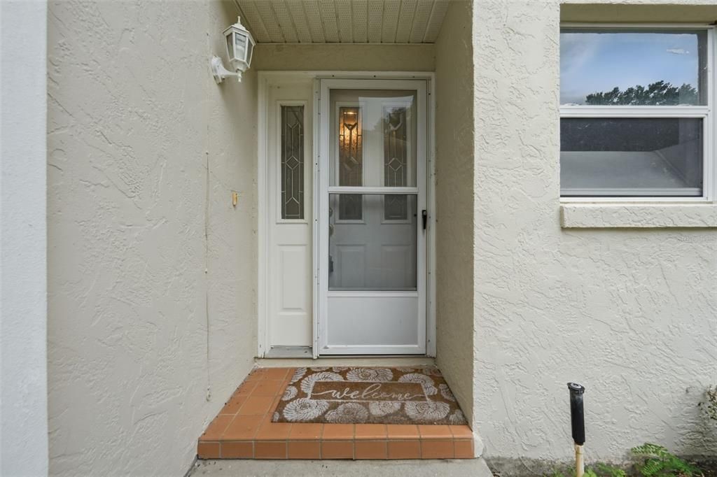 For Sale: $267,000 (2 beds, 2 baths, 1356 Square Feet)