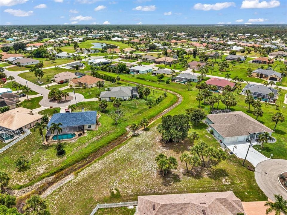 На продажу: $55,000 (0.23 acres)