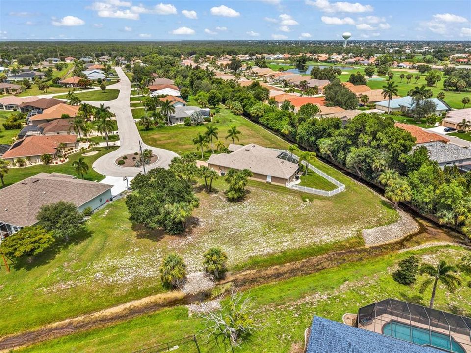 На продажу: $55,000 (0.23 acres)