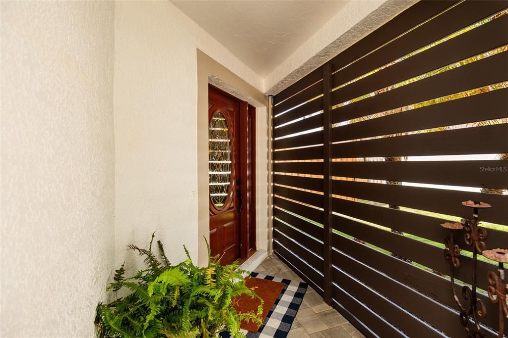For Sale: $384,900 (3 beds, 2 baths, 1256 Square Feet)