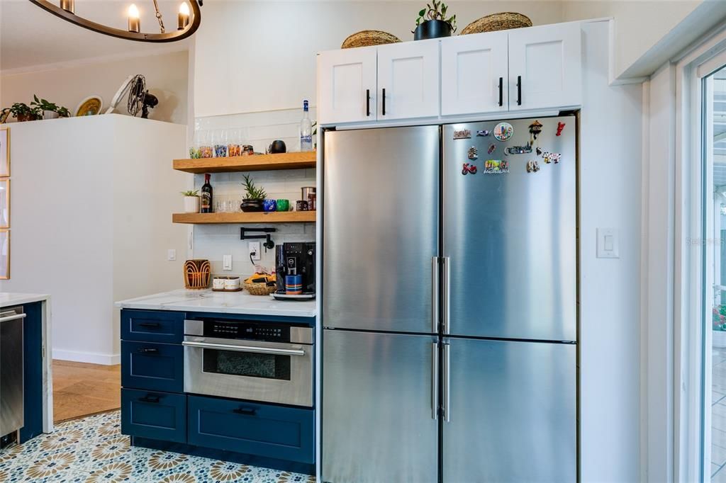 For Sale: $384,900 (3 beds, 2 baths, 1256 Square Feet)