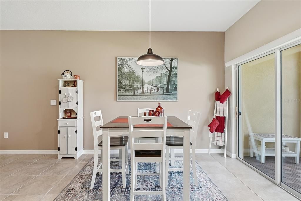 For Sale: $255,000 (3 beds, 2 baths, 1668 Square Feet)