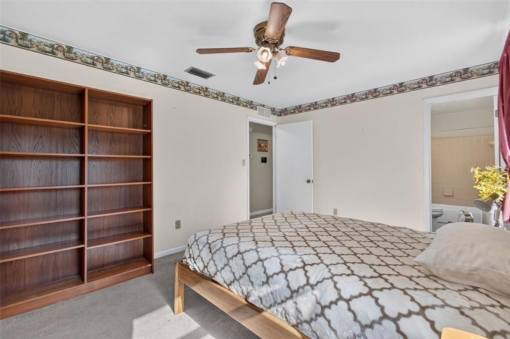 En Venta: $198,000 (3 camas, 2 baños, 1174 Pies cuadrados)