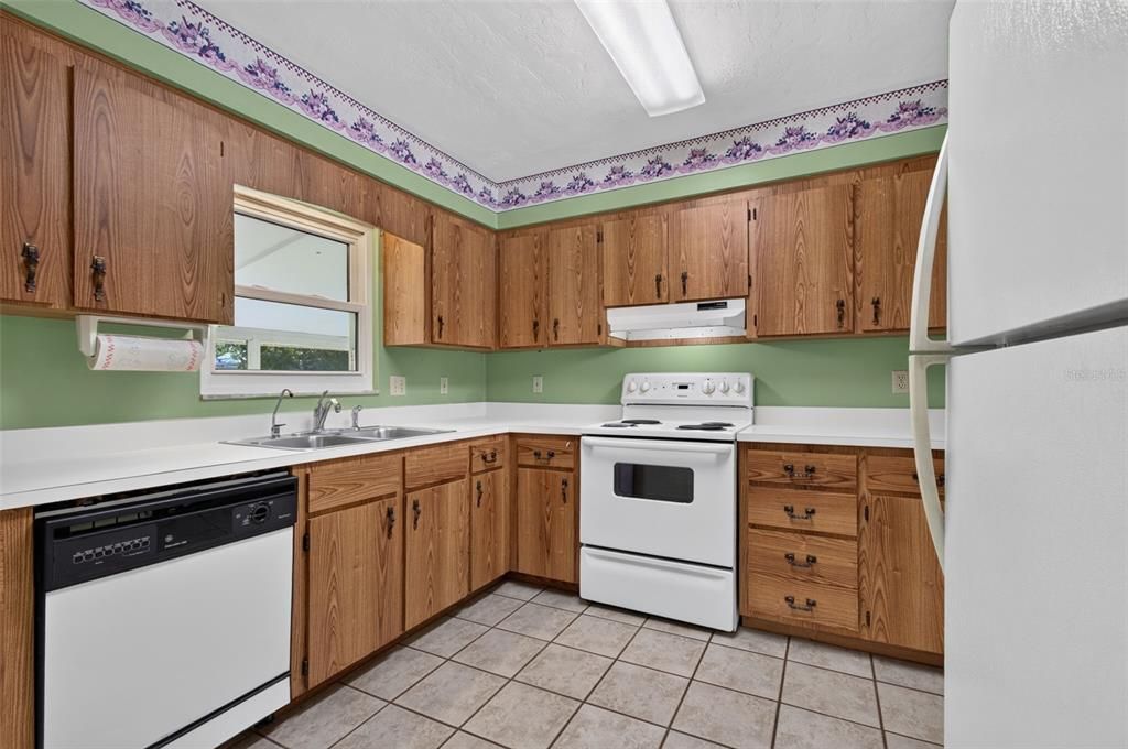 En Venta: $198,000 (3 camas, 2 baños, 1174 Pies cuadrados)