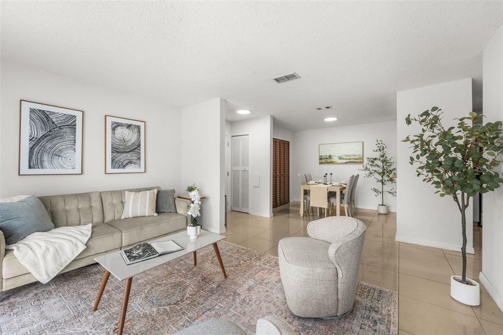 На продажу: $190,000 (3 спален, 3 ванн, 1198 Квадратных фут)