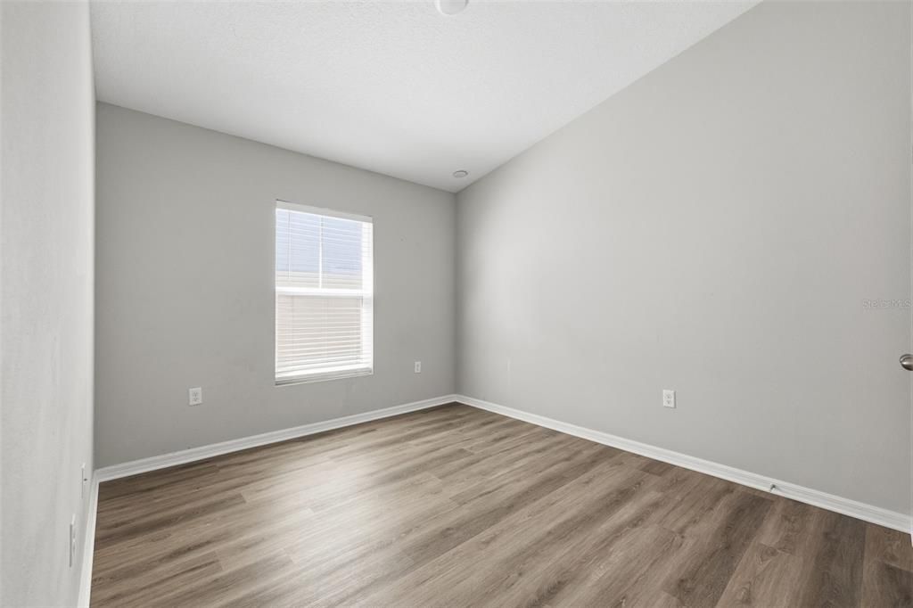 For Sale: $349,900 (3 beds, 2 baths, 1458 Square Feet)