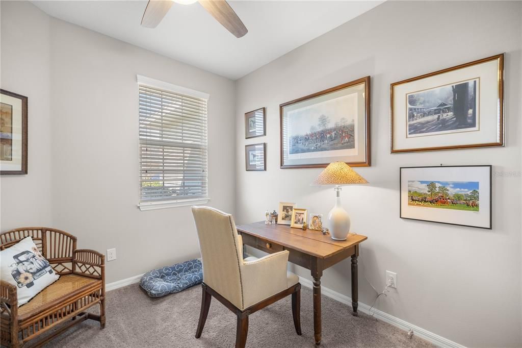 For Rent: $1,900 (3 beds, 2 baths, 1392 Square Feet)