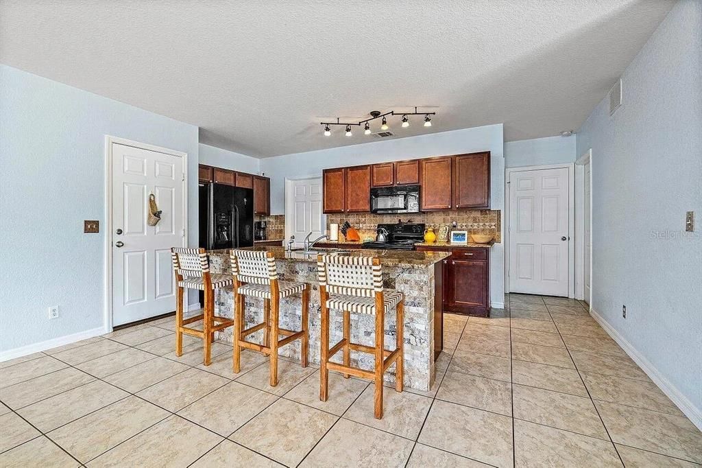 For Sale: $729,999 (0 beds, 0 baths, 2941 Square Feet)