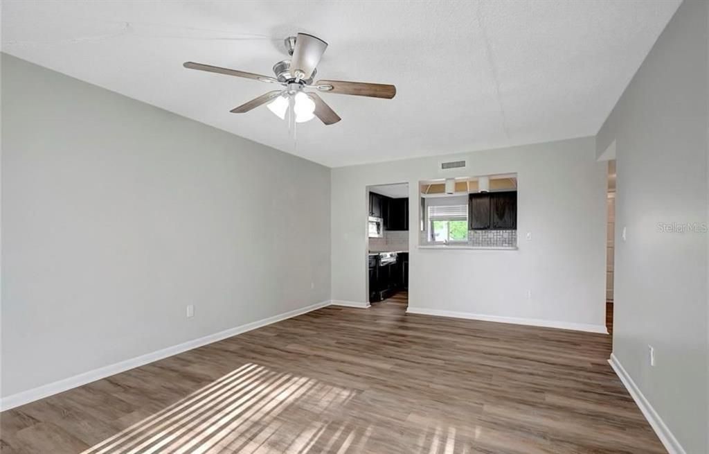 For Rent: $1,430 (2 beds, 2 baths, 1044 Square Feet)