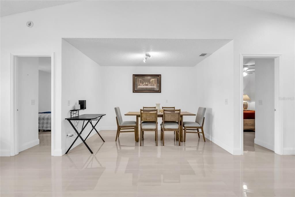 В аренду: $2,850 (3 спален, 4 ванн, 1435 Квадратных фут)