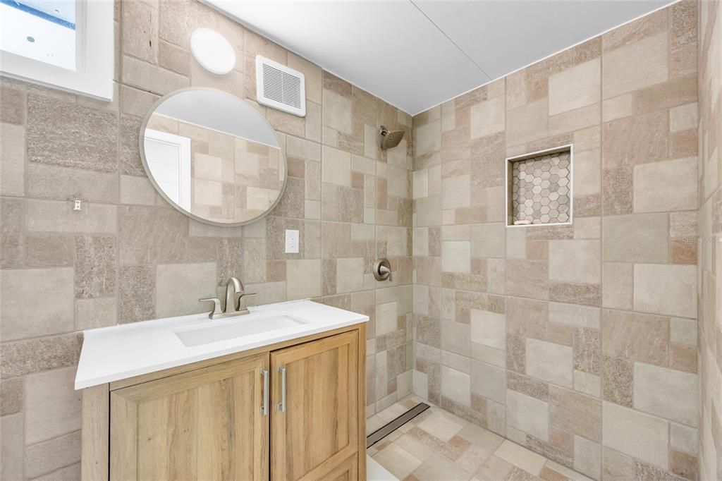 В аренду: $2,850 (3 спален, 4 ванн, 1435 Квадратных фут)