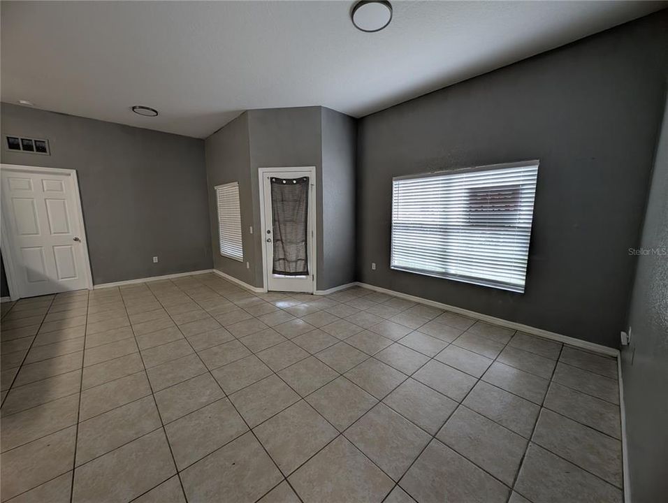 For Rent: $1,500 (2 beds, 2 baths, 1034 Square Feet)