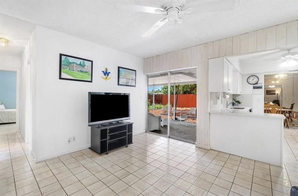 For Sale: $725,900 (0 beds, 0 baths, 1608 Square Feet)