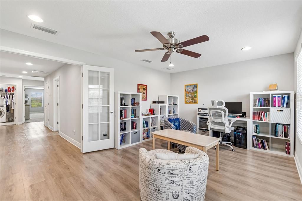For Sale: $635,000 (4 beds, 3 baths, 2799 Square Feet)