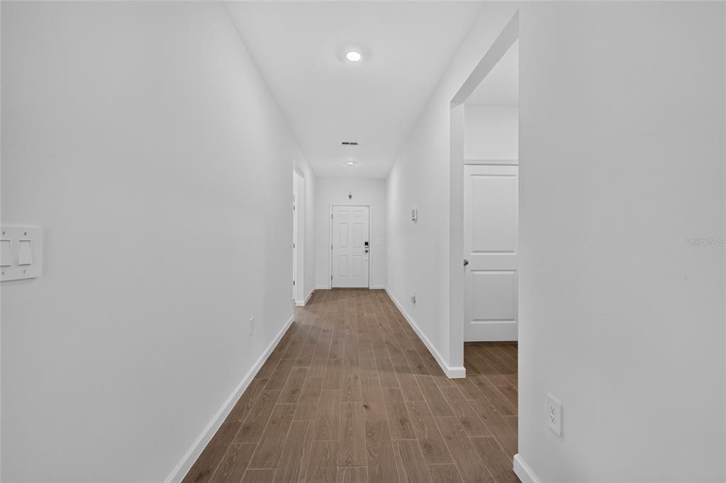 For Sale: $373,500 (4 beds, 3 baths, 2601 Square Feet)