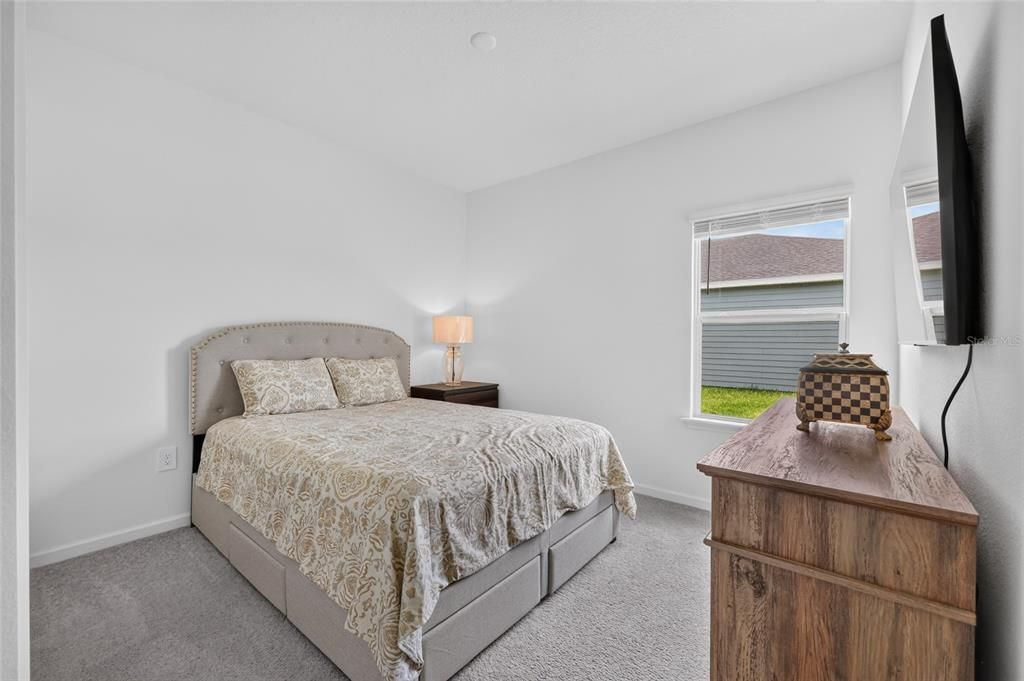 For Sale: $373,500 (4 beds, 3 baths, 2601 Square Feet)