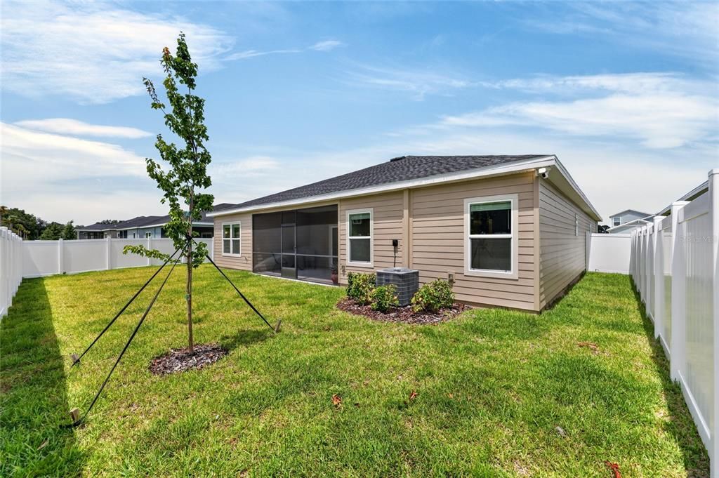 For Sale: $373,500 (4 beds, 3 baths, 2601 Square Feet)