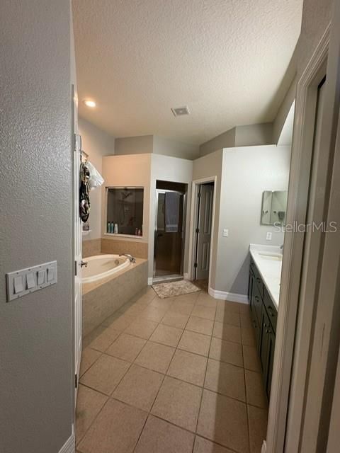 En Venta: $364,900 (2 camas, 2 baños, 1545 Pies cuadrados)