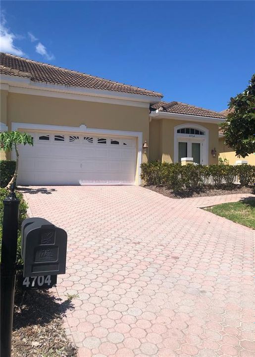 En Venta: $364,900 (2 camas, 2 baños, 1545 Pies cuadrados)