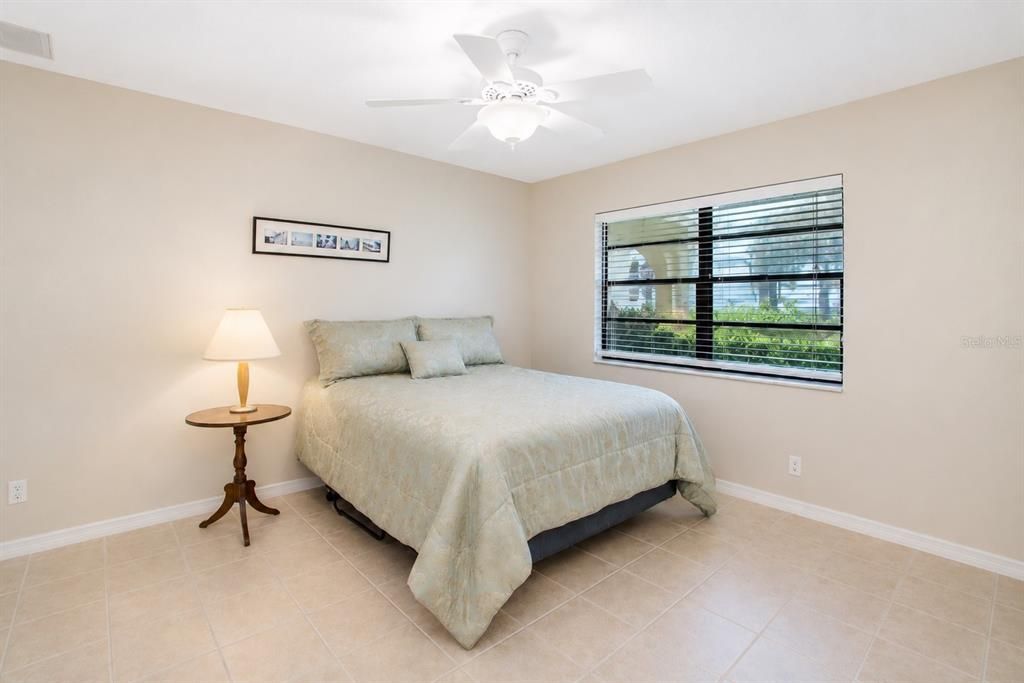 На продажу: $579,000 (3 спален, 3 ванн, 2121 Квадратных фут)