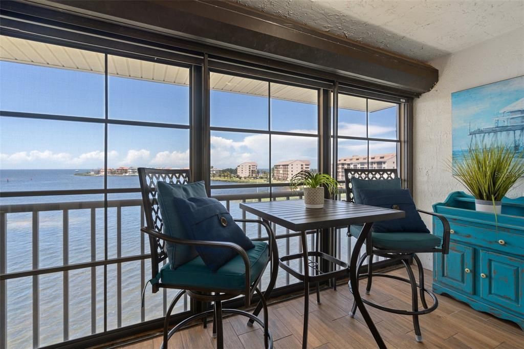 For Rent: $1,600 (2 beds, 2 baths, 1025 Square Feet)