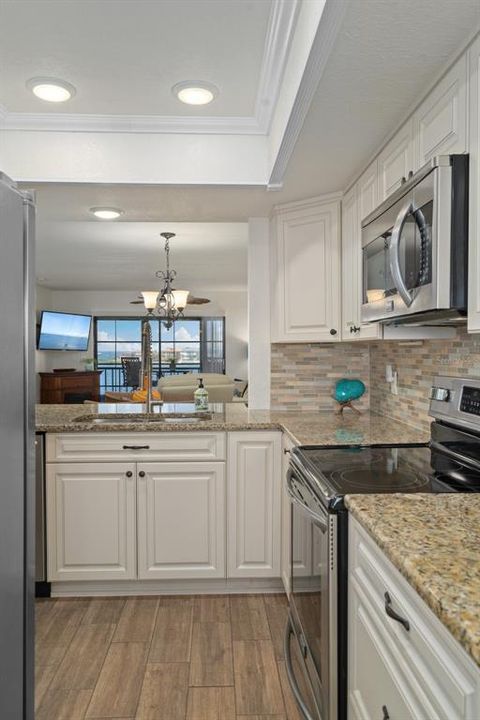 For Rent: $1,600 (2 beds, 2 baths, 1025 Square Feet)