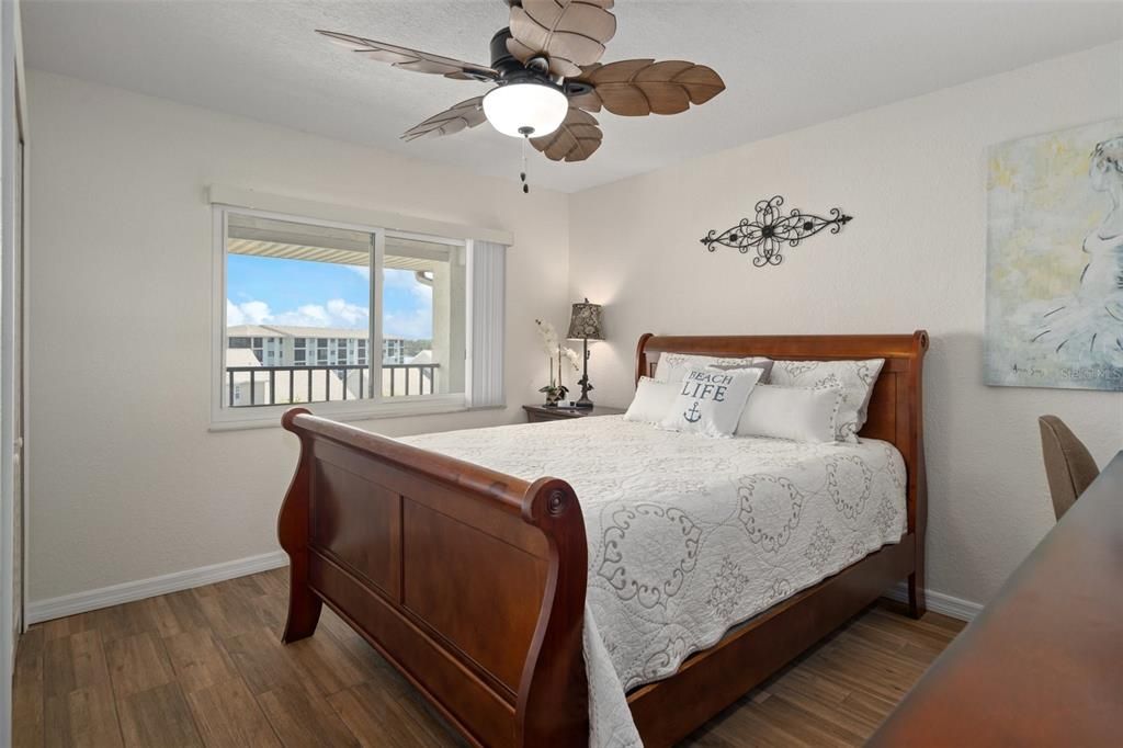 For Rent: $1,600 (2 beds, 2 baths, 1025 Square Feet)