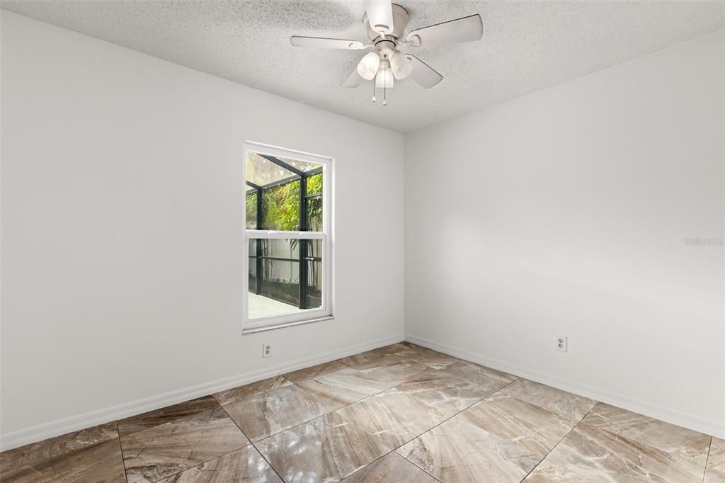 For Sale: $325,000 (3 beds, 2 baths, 1280 Square Feet)