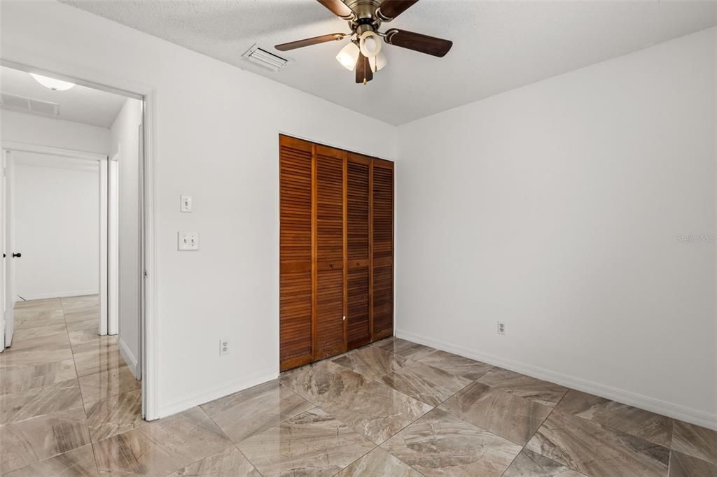 For Sale: $325,000 (3 beds, 2 baths, 1280 Square Feet)