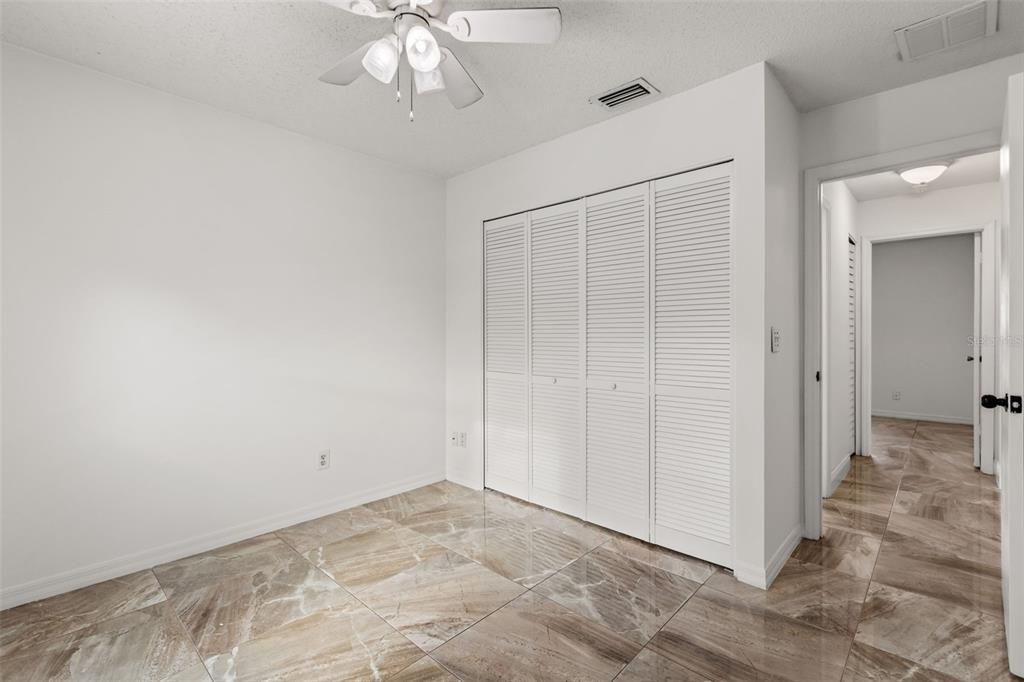 For Sale: $325,000 (3 beds, 2 baths, 1280 Square Feet)