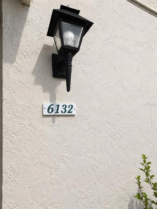 For Sale: $149,900 (2 beds, 2 baths, 1025 Square Feet)