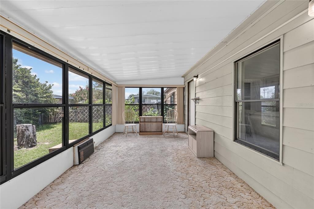 For Sale: $110,000 (2 beds, 2 baths, 966 Square Feet)