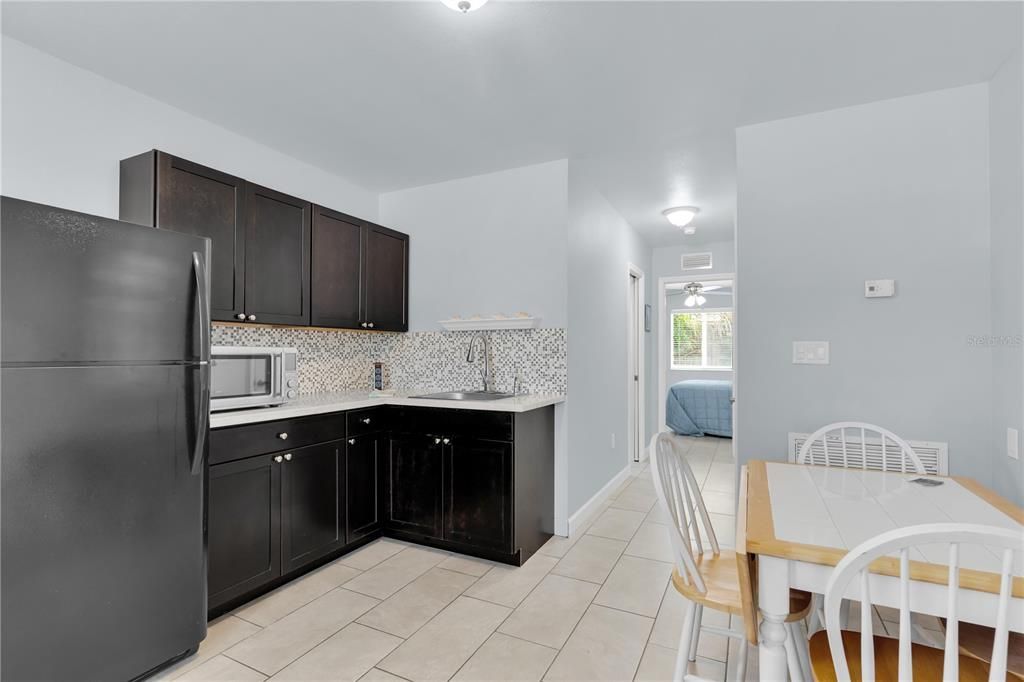 Active With Contract: $1,050,000 (3 beds, 2 baths, 2635 Square Feet)
