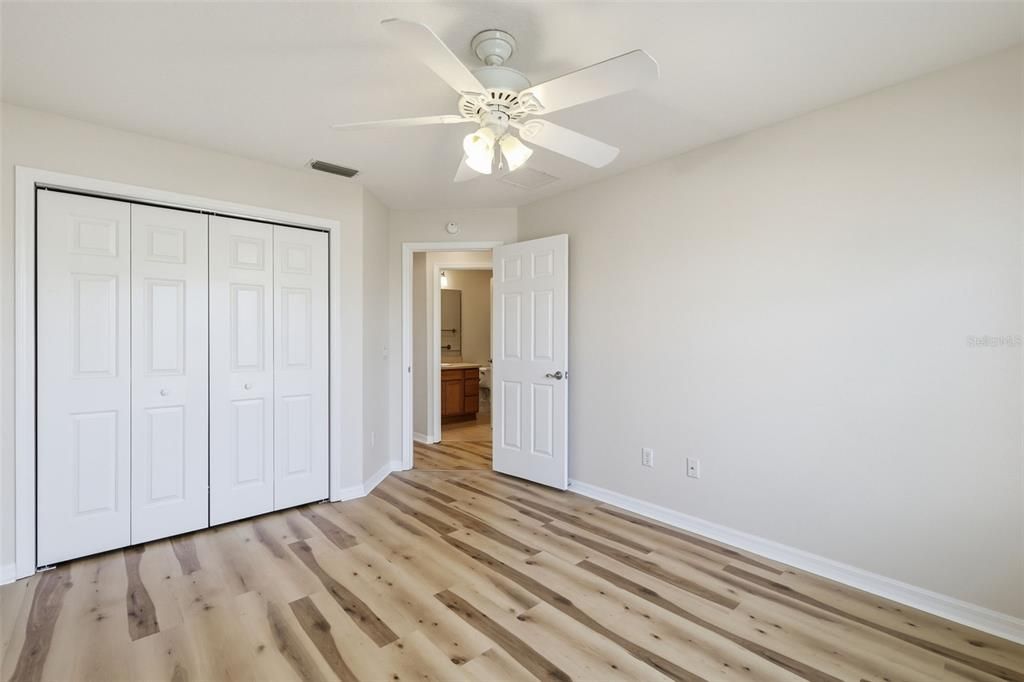 For Sale: $365,000 (3 beds, 2 baths, 1695 Square Feet)