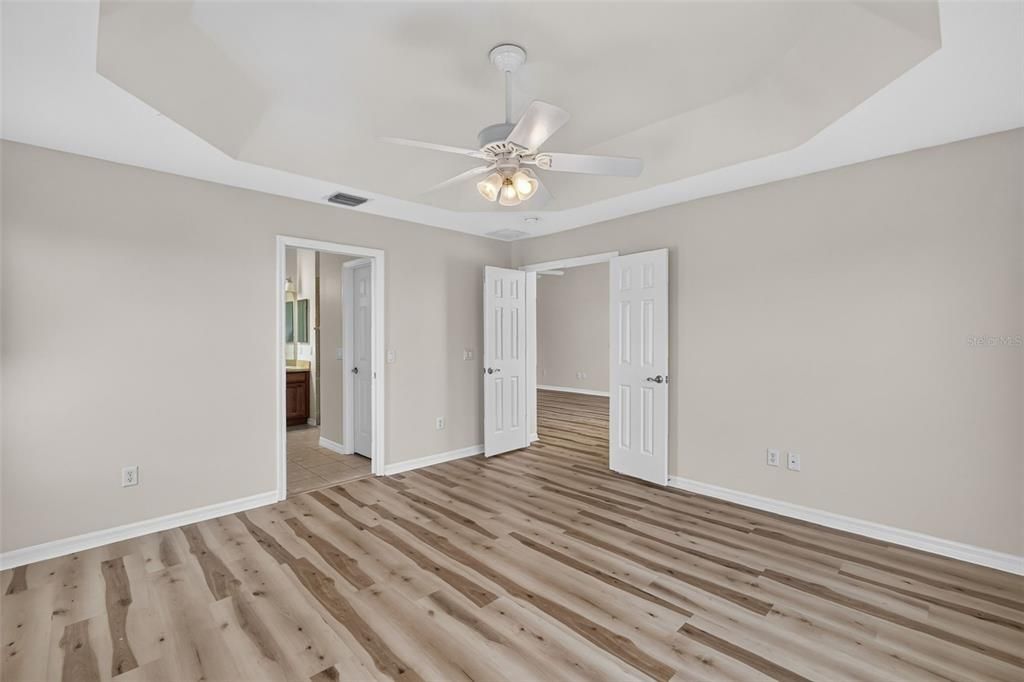 For Sale: $365,000 (3 beds, 2 baths, 1695 Square Feet)