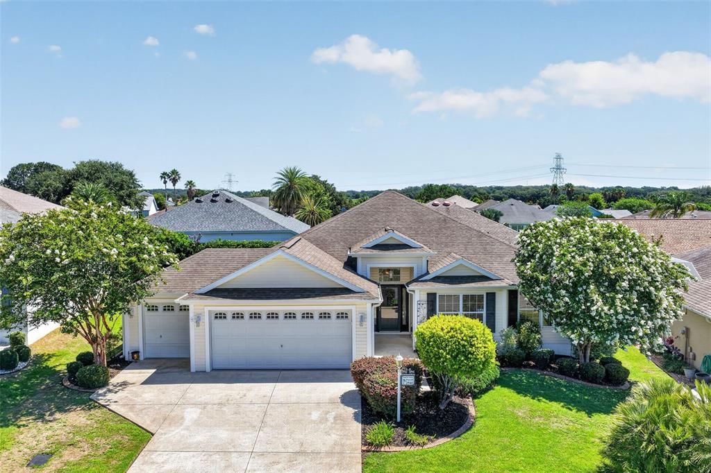 For Sale: $365,000 (3 beds, 2 baths, 1695 Square Feet)