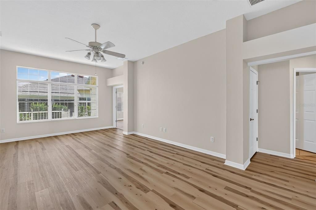 For Sale: $365,000 (3 beds, 2 baths, 1695 Square Feet)