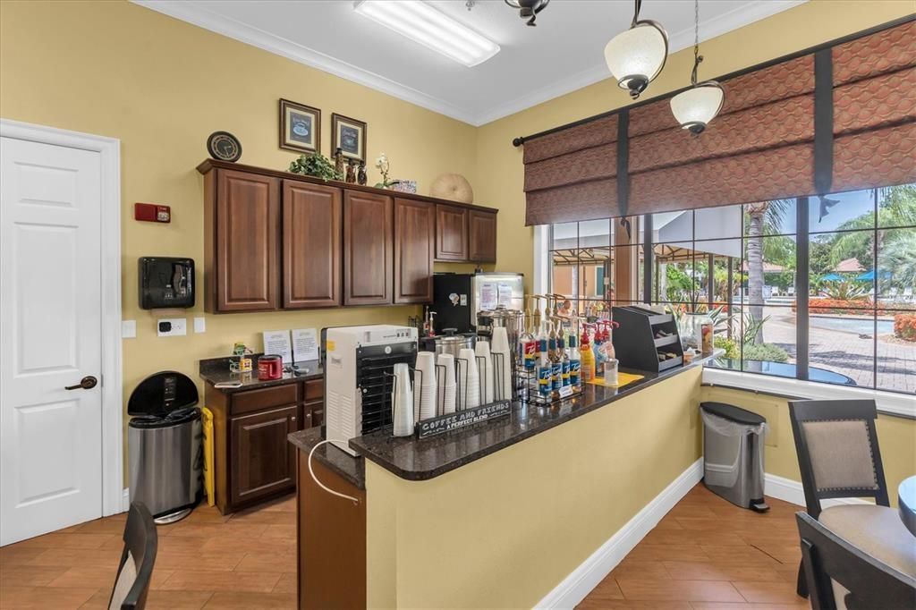 For Sale: $300,000 (3 beds, 2 baths, 1616 Square Feet)