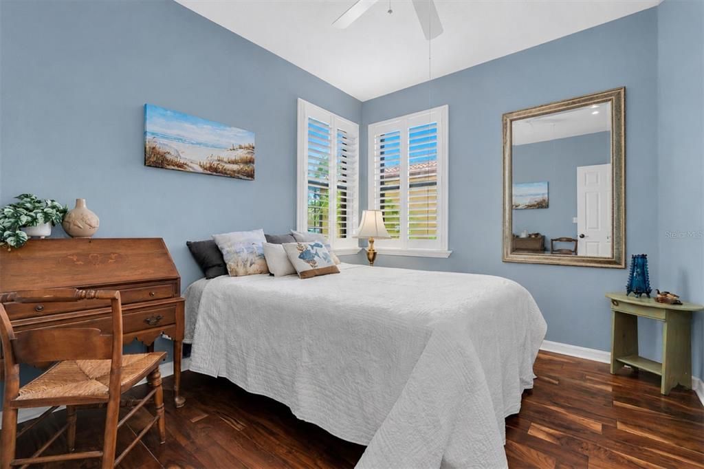 For Sale: $300,000 (3 beds, 2 baths, 1616 Square Feet)
