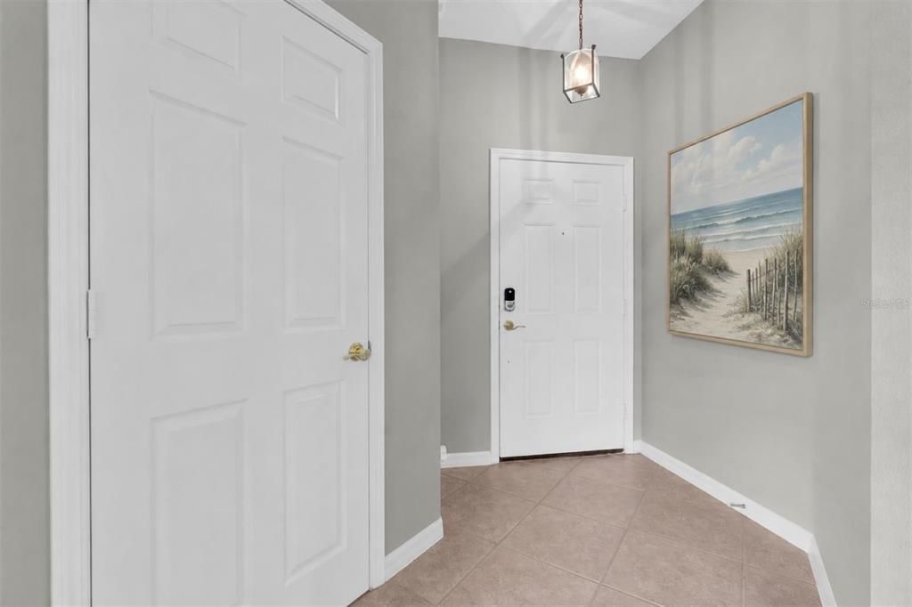 For Sale: $300,000 (3 beds, 2 baths, 1616 Square Feet)