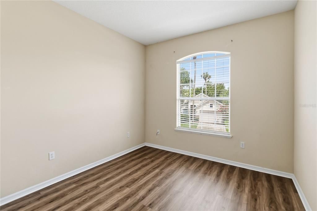 For Sale: $368,000 (4 beds, 2 baths, 2130 Square Feet)
