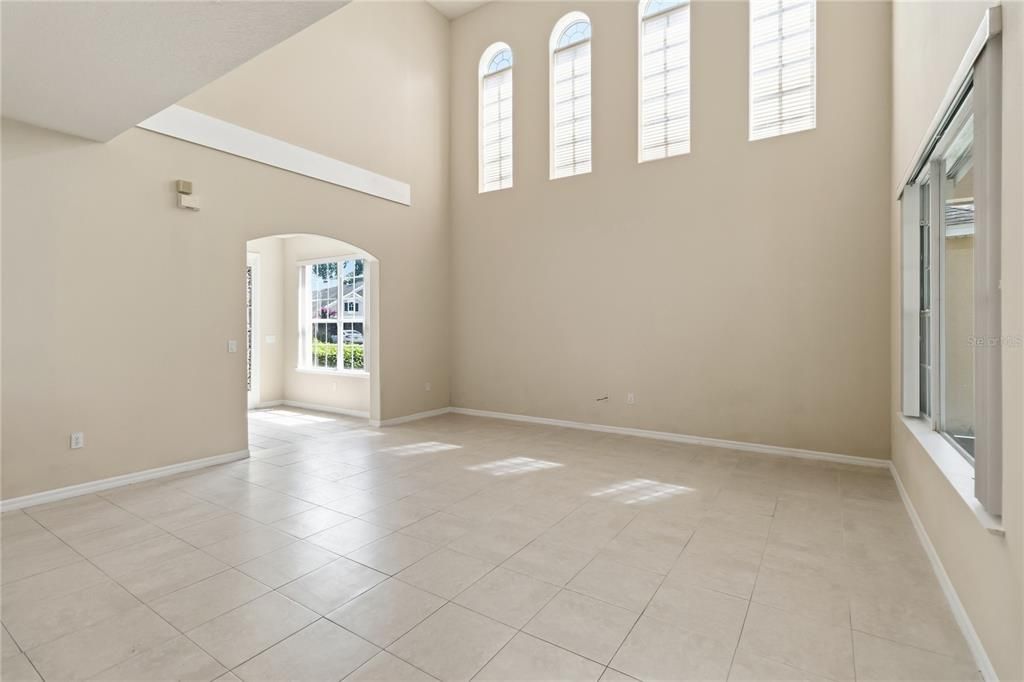 For Sale: $368,000 (4 beds, 2 baths, 2130 Square Feet)