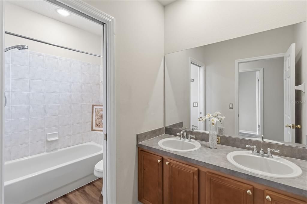 For Sale: $368,000 (4 beds, 2 baths, 2130 Square Feet)
