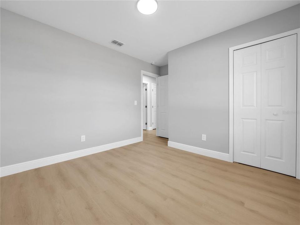 На продажу: $349,900 (3 спален, 2 ванн, 1184 Квадратных фут)