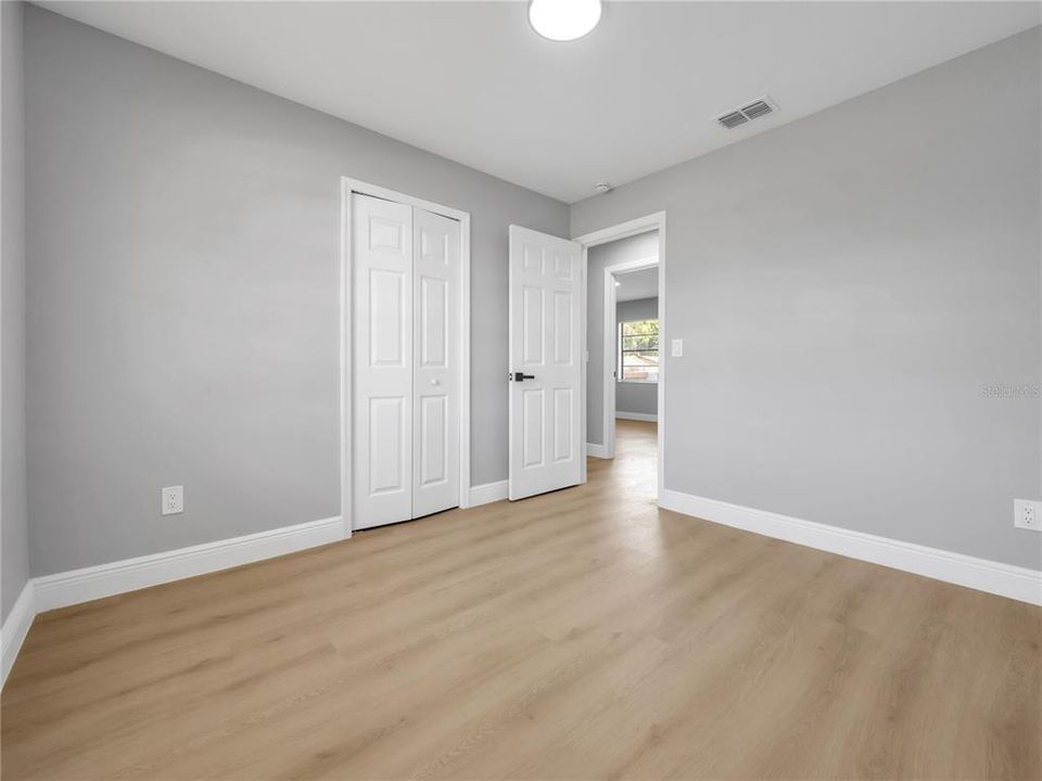 На продажу: $349,900 (3 спален, 2 ванн, 1184 Квадратных фут)