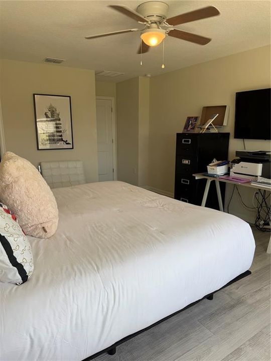 В аренду: $2,950 (4 спален, 2 ванн, 2333 Квадратных фут)