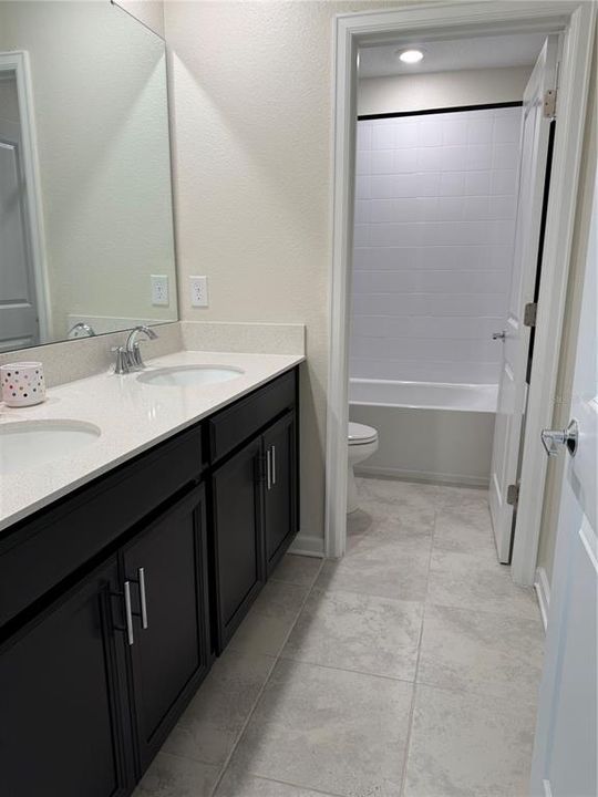В аренду: $2,950 (4 спален, 2 ванн, 2333 Квадратных фут)