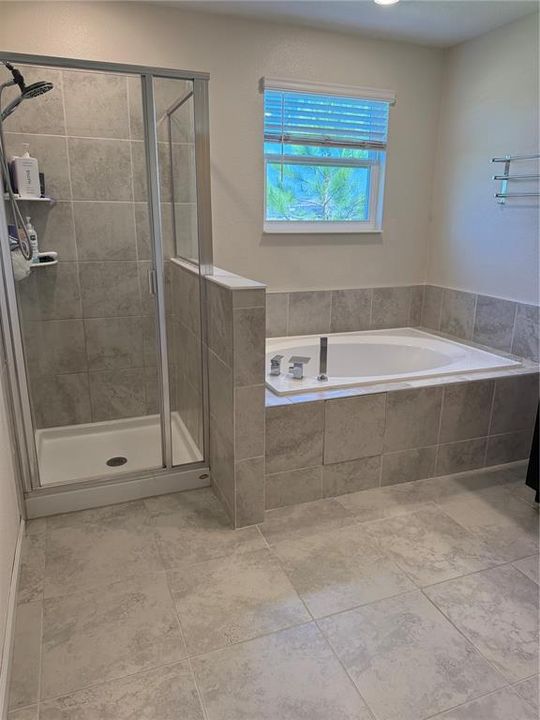 В аренду: $2,950 (4 спален, 2 ванн, 2333 Квадратных фут)