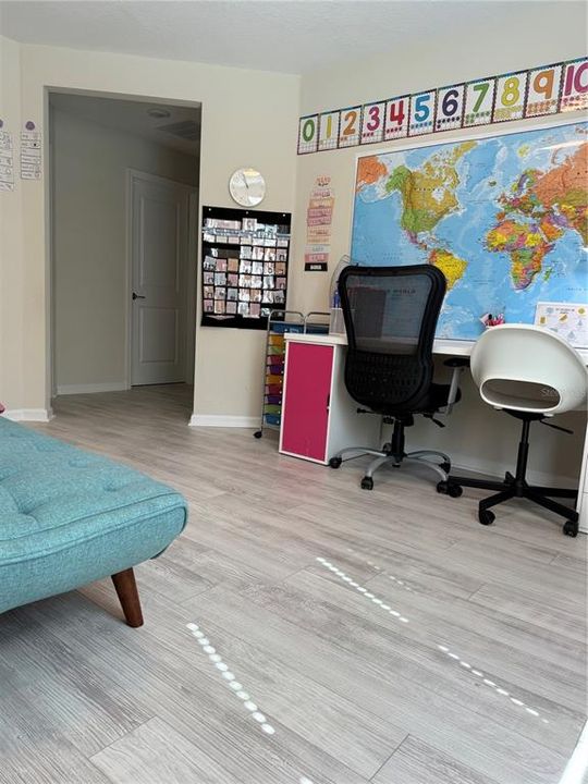 В аренду: $2,950 (4 спален, 2 ванн, 2333 Квадратных фут)