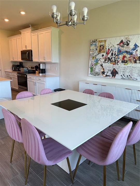 В аренду: $2,950 (4 спален, 2 ванн, 2333 Квадратных фут)